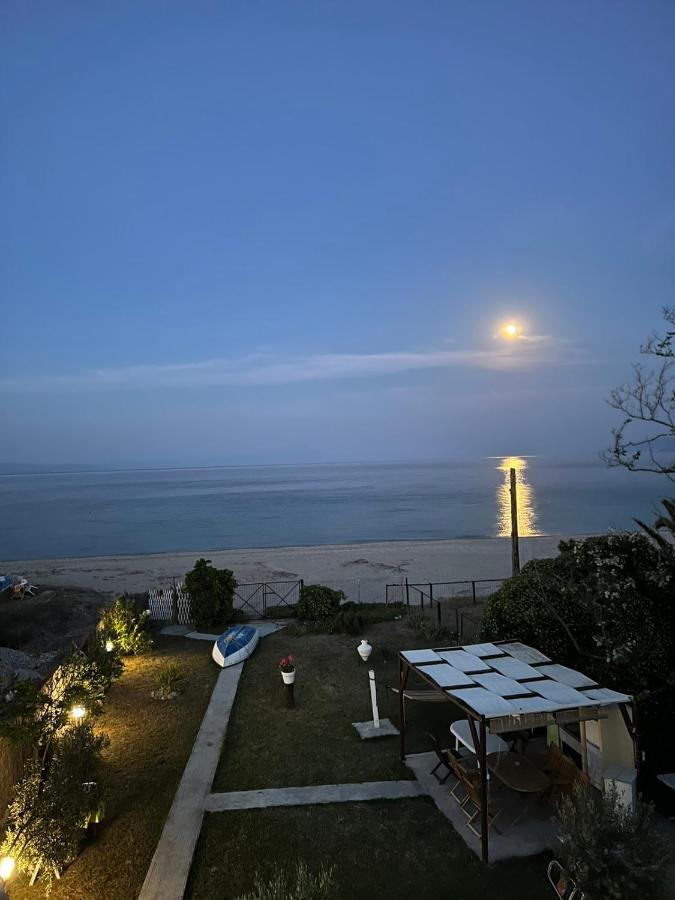 Lia'S Beach House アギオス・ニコラオス エクステリア 写真