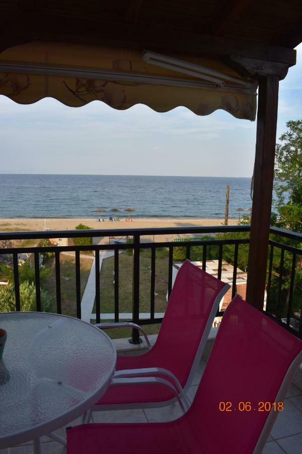 Lia'S Beach House アギオス・ニコラオス エクステリア 写真
